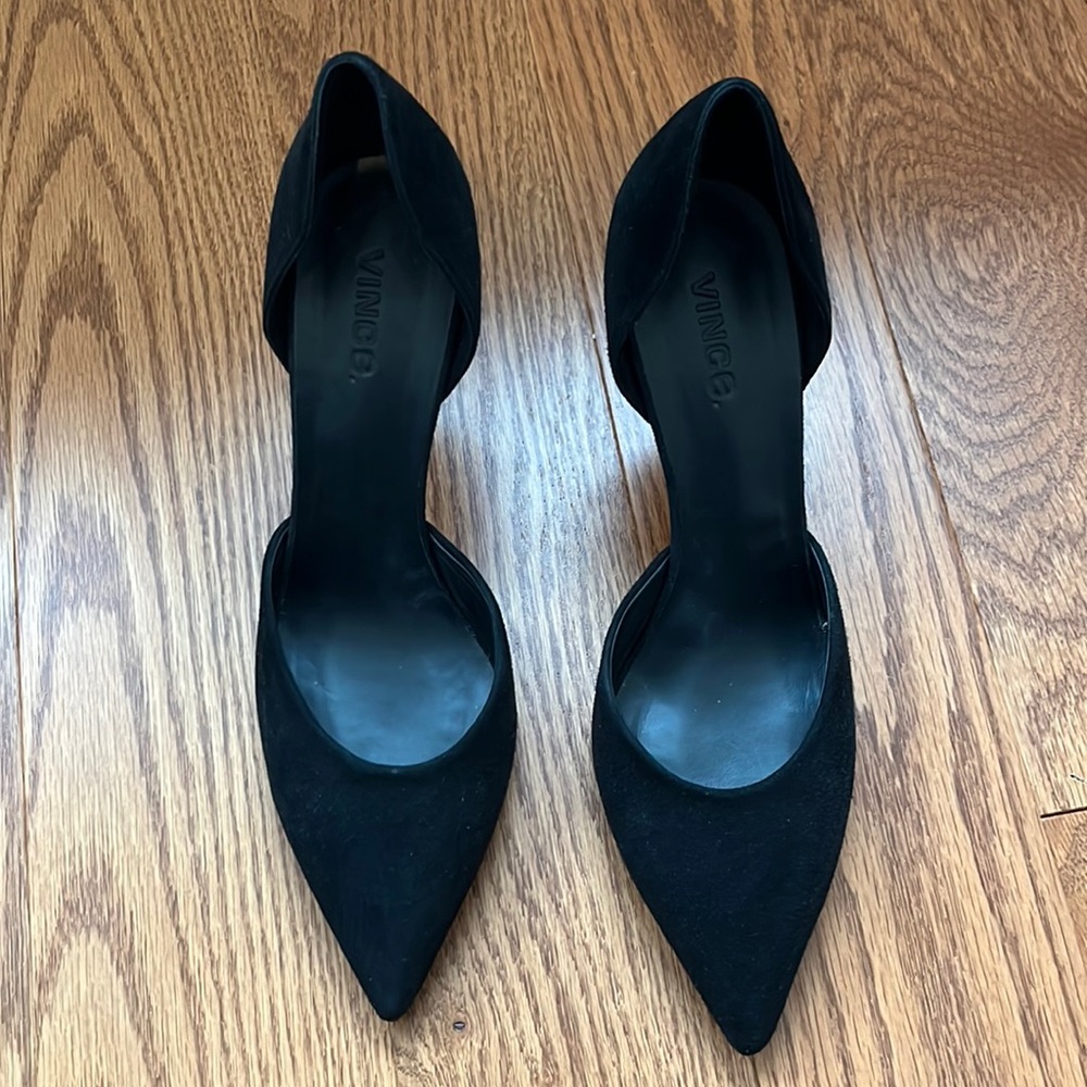 Never worn Vince black suede Made in Italy